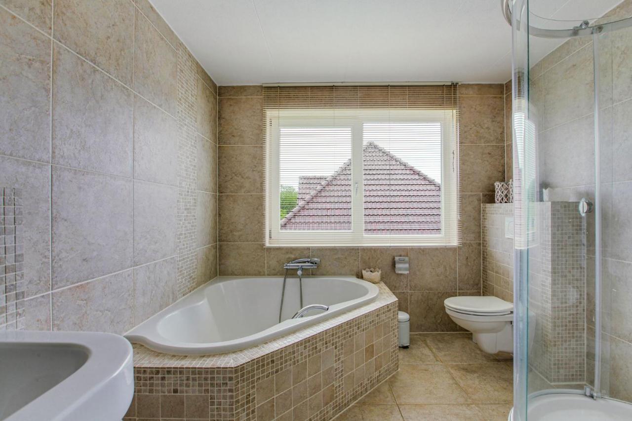 Big Family Villa 12P Big Garden With Bathtub And Jacuzzi Zeewolde Extérieur photo